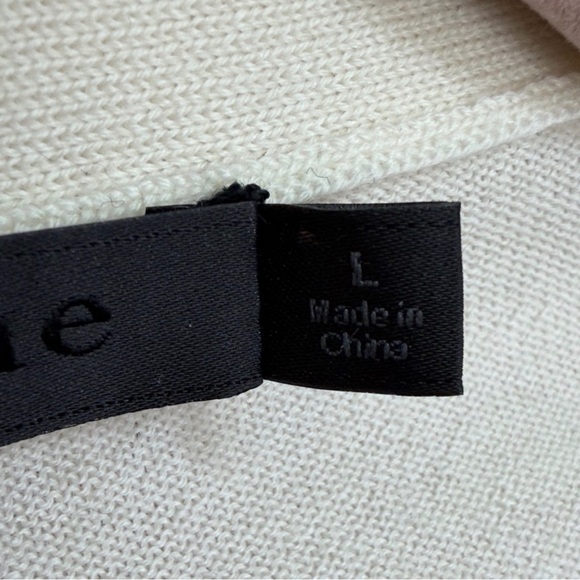 Jenni Kayne 100% Merino Wool Creamy
Button-Up Cardigan - Picture 4 of 6